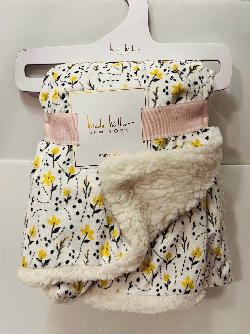 Nicole Miller New York Sherpa Style White & Yellow Flowers Floral Baby Blanket